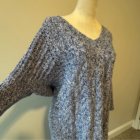 Express Marled Blue Cable Knit Tunic Sweater Medium Dolman Sleeves High Low - Picture 6 of 12